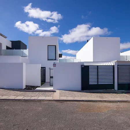 La Costa Private Pool La Oliva By Holidays * Villaverde (Fuerteventura)