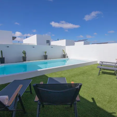 La Costa Private Pool La Oliva By Holidays Villa Villaverde (Fuerteventura)