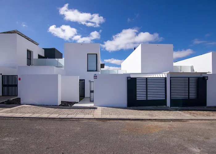 La Costa Private Pool La Oliva By Holidays * Villaverde (Fuerteventura)