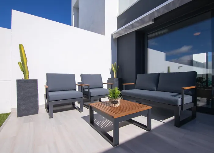 La Costa Private Pool La Oliva By Holidays 빌라